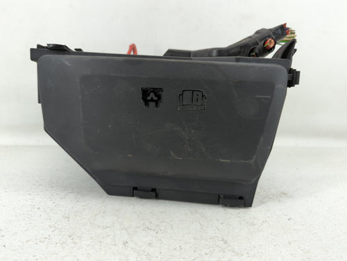 2018 Jaguar E-Pace Fusebox Fuse Box Panel Relay Module P/N:J9C3-14A076-AA Fits OEM Used Auto Parts