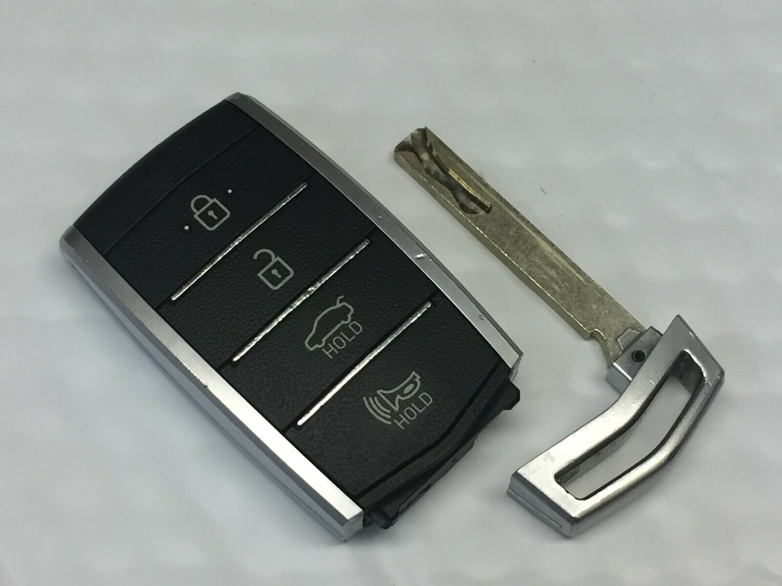 2017-2020 Hyundai Genesis Keyless Entry Remote Fob Sy5hifge04 4 Buttons - Oemusedautoparts1.com