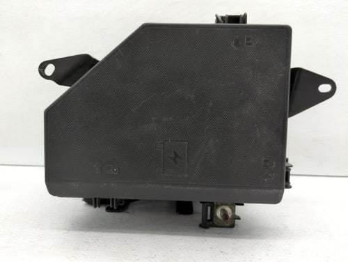 2008 Cadillac Srx Fusebox Fuse Box Panel Relay Module P/N:P25822671 P25822670 Fits OEM Used Auto Parts