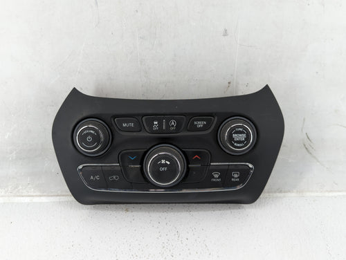 2019-2022 Jeep Cherokee Climate Control Module Temperature AC/Heater Replacement P/N:68285938AC Fits 2019 2020 2021 2022 OEM Used Auto Parts