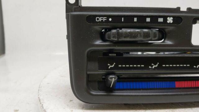 1996 1997 1998 1999 Saturn Sw2 Ac Heater Climate Control 41196 Stock #41196 - Oemusedautoparts1.com