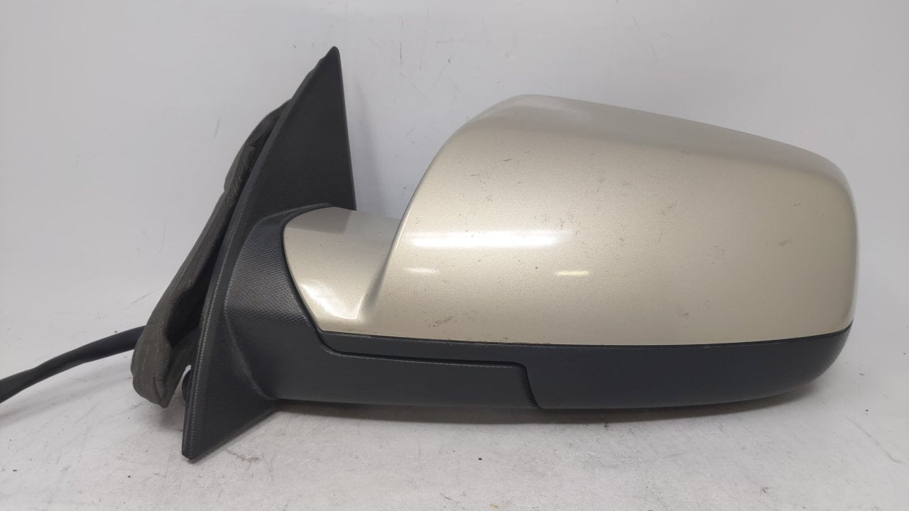 2010-2011 Chevrolet Equinox Side Mirror Replacement Driver Left View Door Mirror P/N:20858725 P20858731 Fits 2010 2011 OEM Used Auto Parts - Oemusedautoparts1.com