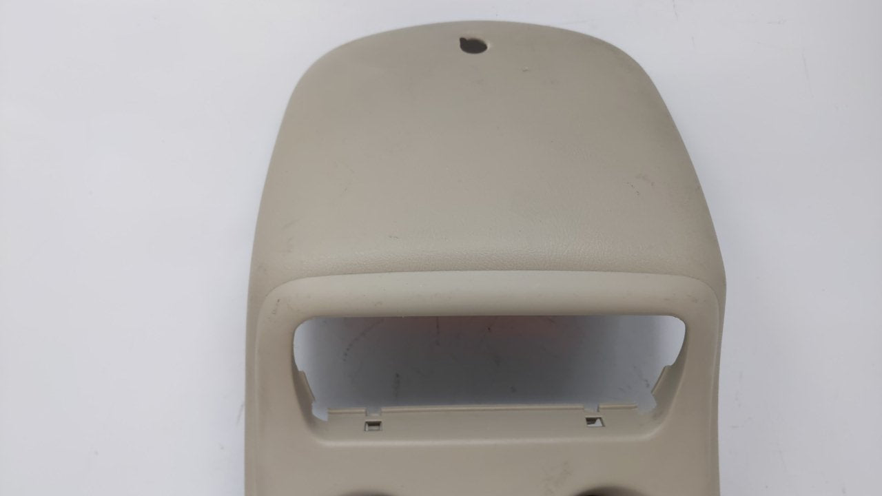 2000 Chevrolet Silverado Overhead Roof Console Tan - Oemusedautoparts1.com