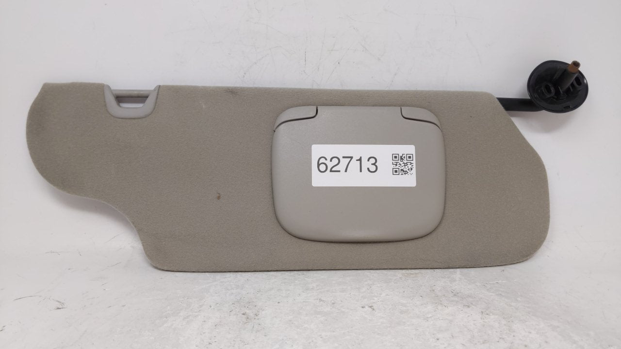 1999 Ford Windstar Sun Visor Shade Replacement Passenger Right Mirror Fits OEM Used Auto Parts - Oemusedautoparts1.com