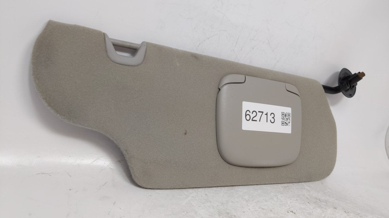 1999 Ford Windstar Sun Visor Shade Replacement Passenger Right Mirror Fits OEM Used Auto Parts - Oemusedautoparts1.com