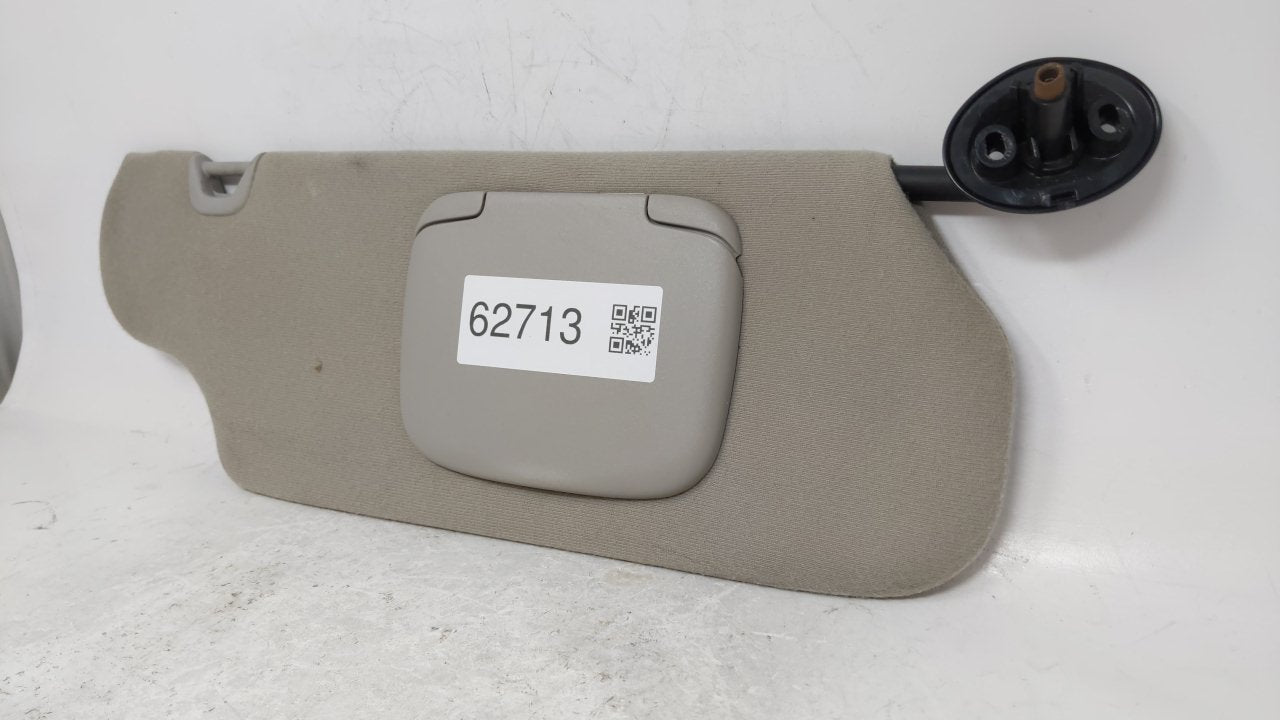 1999 Ford Windstar Sun Visor Shade Replacement Passenger Right Mirror Fits OEM Used Auto Parts - Oemusedautoparts1.com