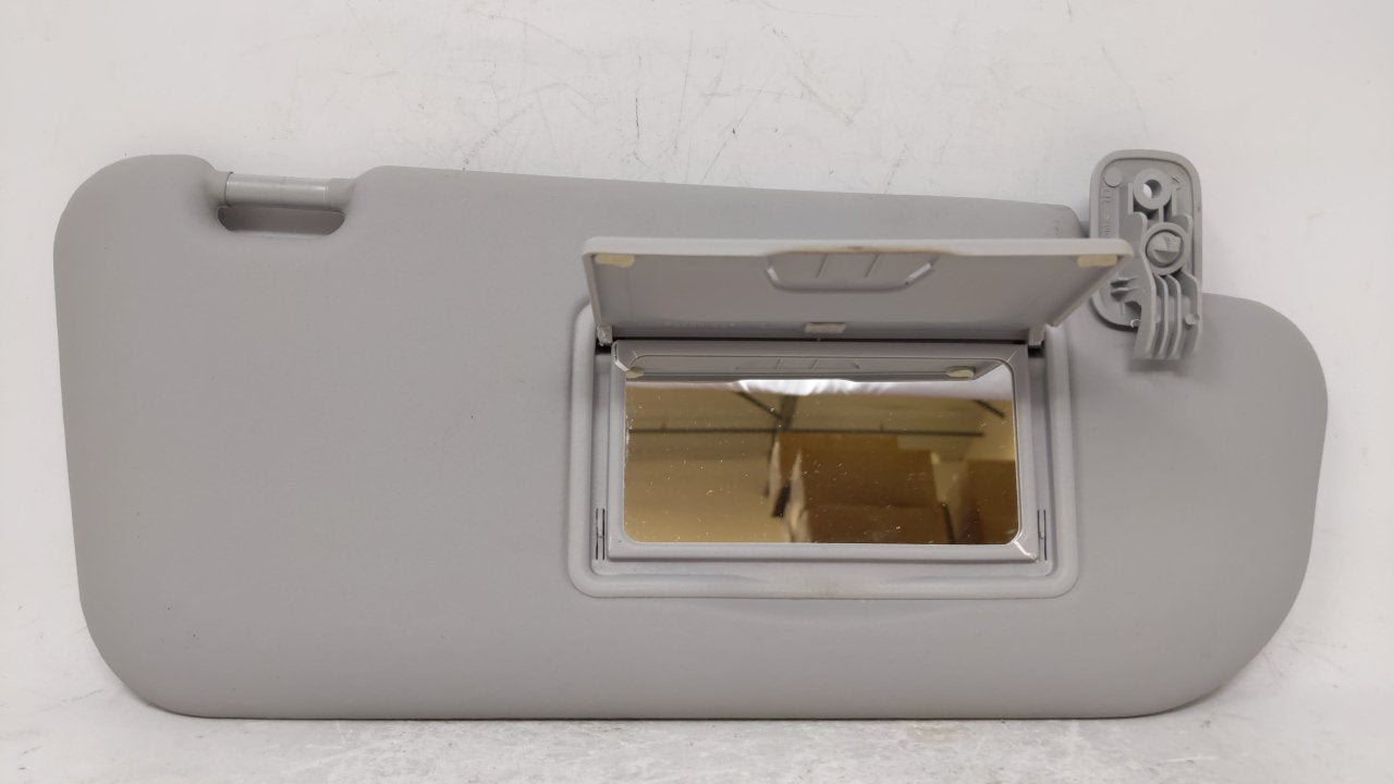2004 Mazda 3 Sun Visor Shade Replacement Passenger Right Mirror Fits OEM Used Auto Parts - Oemusedautoparts1.com