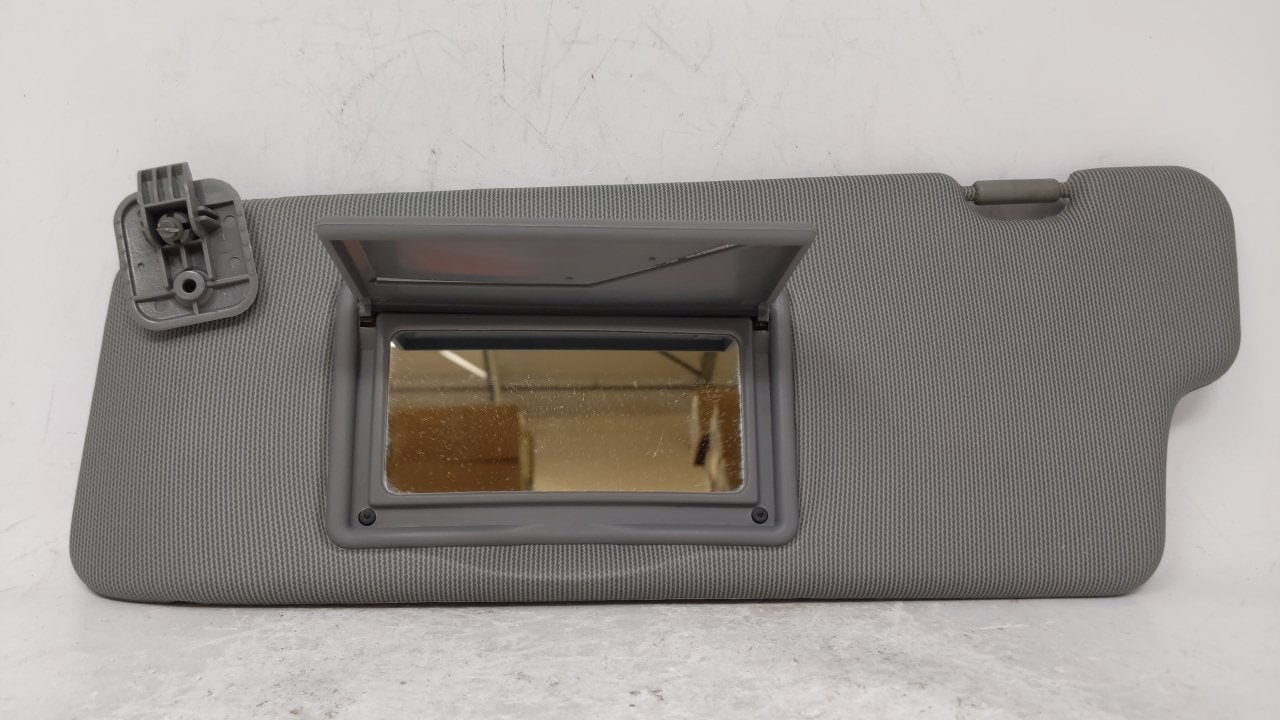 2004 Chevrolet Optra Sun Visor Shade Replacement Driver Left Mirror Fits OEM Used Auto Parts - Oemusedautoparts1.com