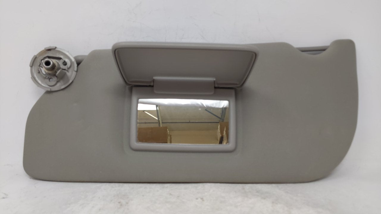 2005 Buick Terraza Sun Visor Shade Replacement Driver Left Mirror Fits OEM Used Auto Parts - Oemusedautoparts1.com