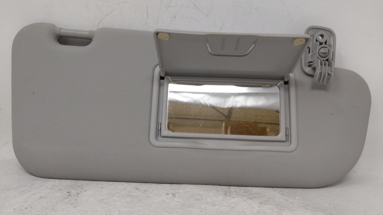 2004 Mazda 3 Sun Visor Shade Replacement Passenger Right Mirror Fits OEM Used Auto Parts - Oemusedautoparts1.com