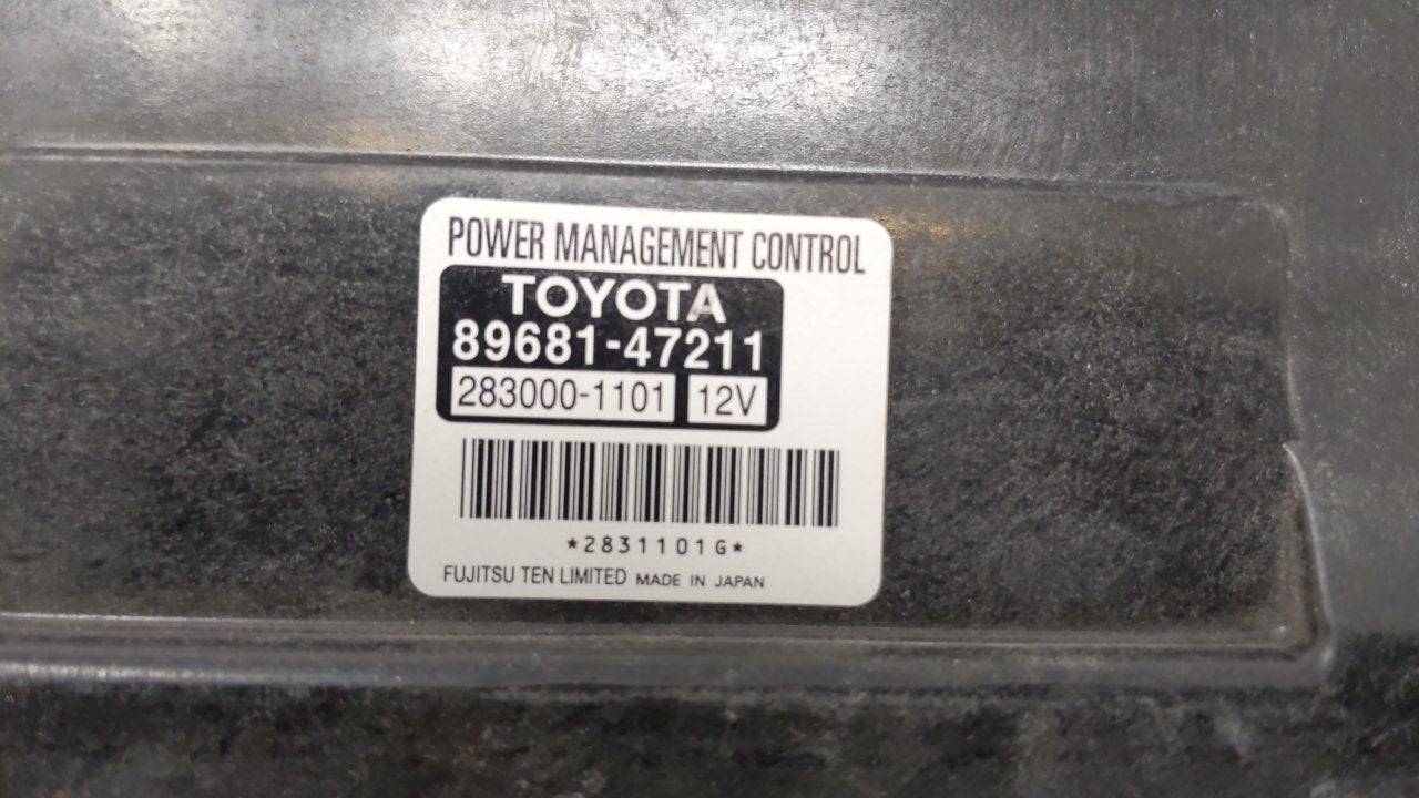 2011 Toyota Prius PCM Engine Computer ECU ECM PCU OEM P/N:89661-47390 89681-47211 Fits OEM Used Auto Parts - Oemusedautoparts1.com