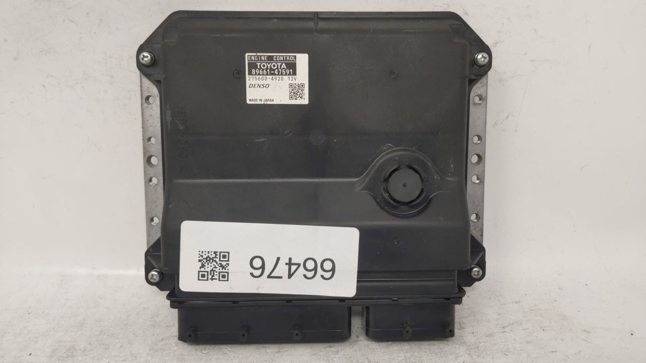 2015 Toyota Prius PCM Engine Computer ECU ECM PCU OEM P/N:89661-47591 Fits OEM Used Auto Parts - Oemusedautoparts1.com