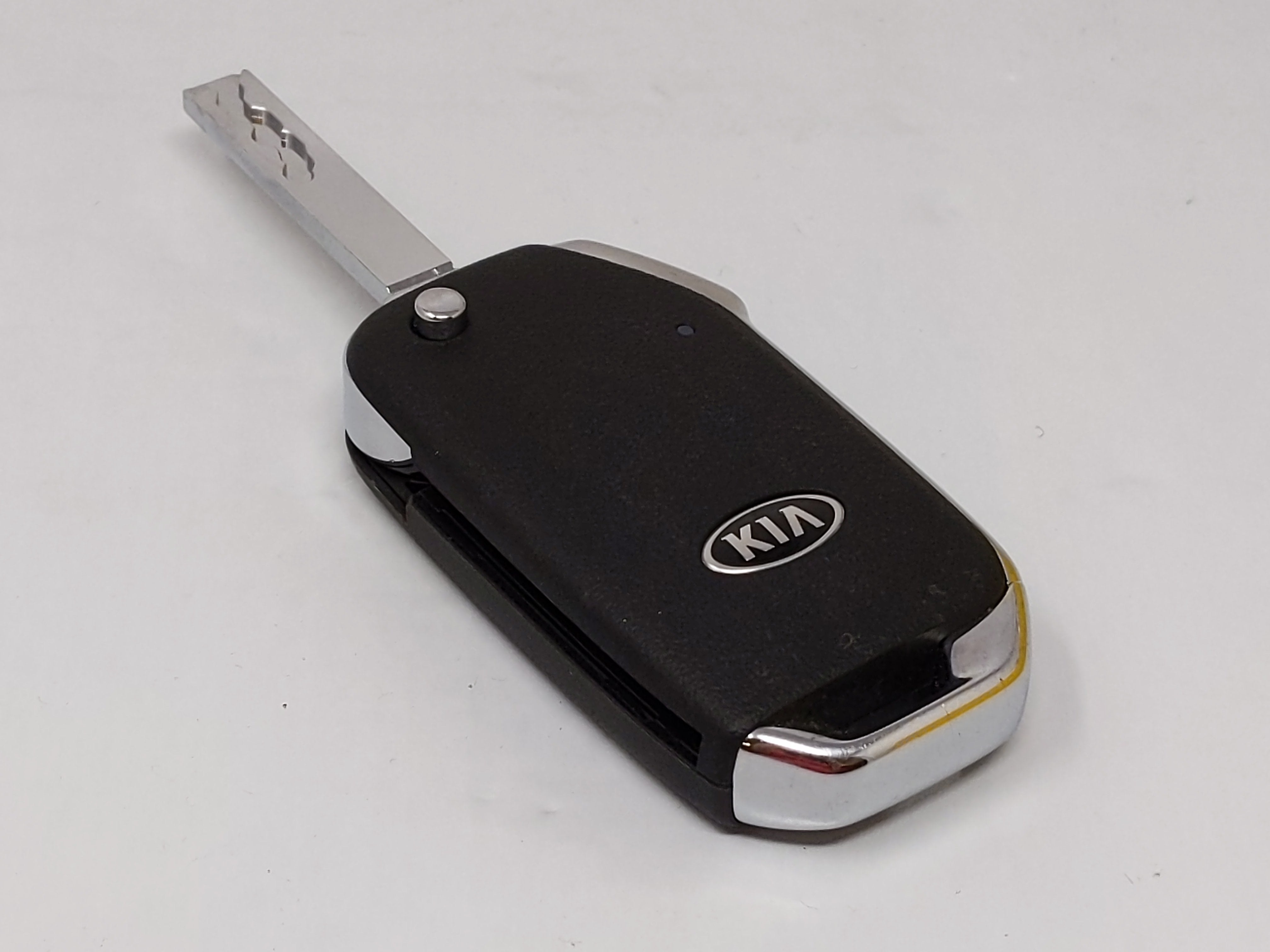 2019-2020 Kia Forte Keyless Entry Remote Cqotd00660 95430-M6000 4 Buttons - Oemusedautoparts1.com