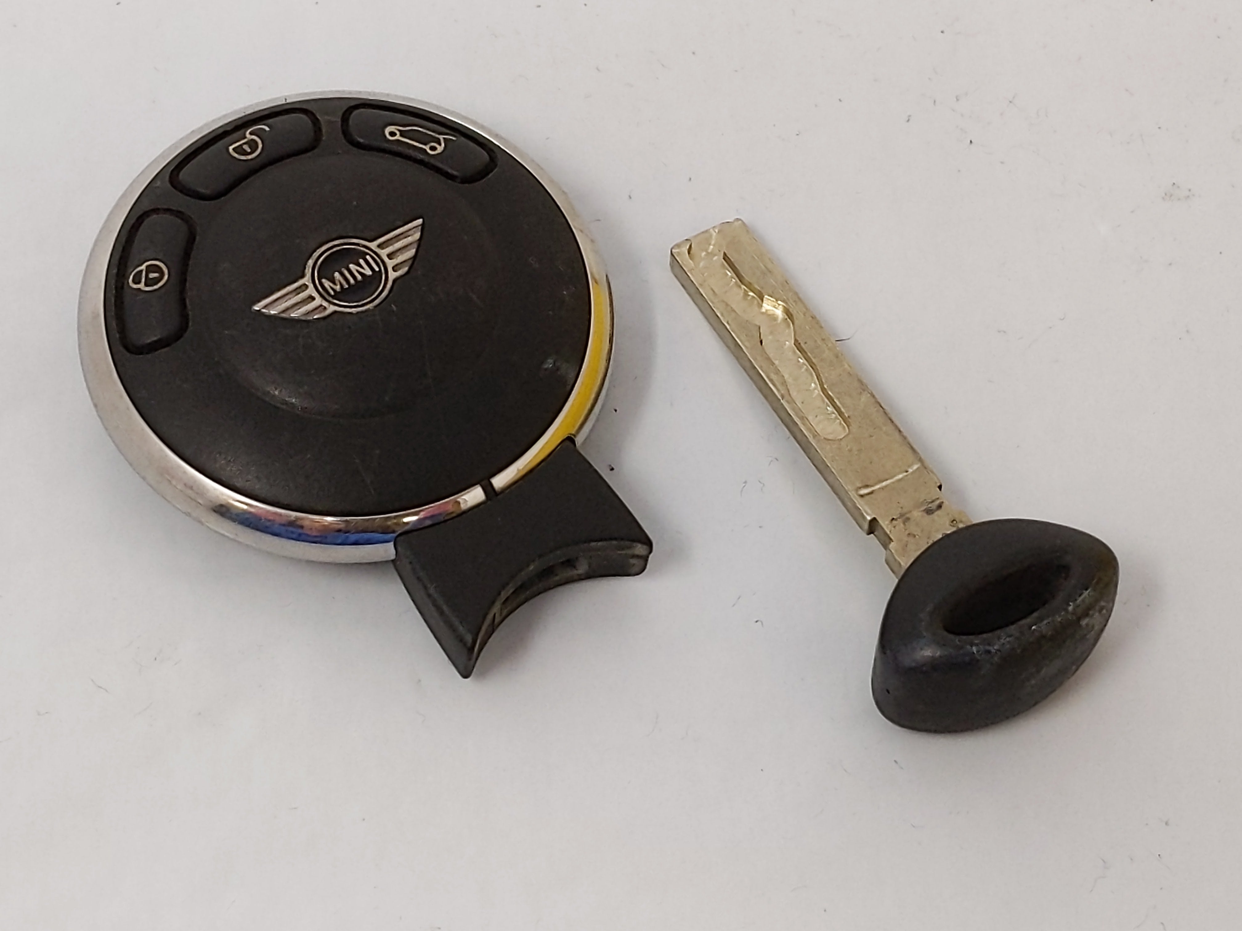 Mini Cooper Keyless Entry Remote Fob Iyzkeyr5602   3 456 368-01|3456368-01 - Oemusedautoparts1.com