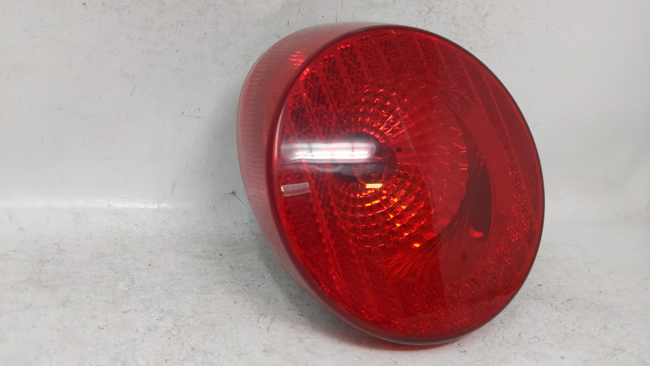 2005-2010 Chevrolet Cobalt Tail Light Assembly Driver Left OEM P/N:15797855 Fits 2005 2006 2007 2008 2009 2010 OEM Used Auto Parts - Oemusedautoparts1.com