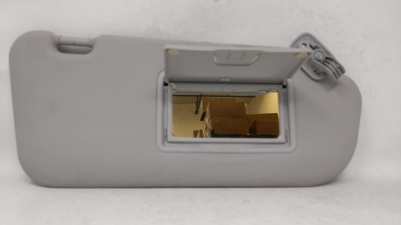 2004 Mazda 3 Sun Visor Shade Replacement Passenger Right Mirror Fits OEM Used Auto Parts - Oemusedautoparts1.com