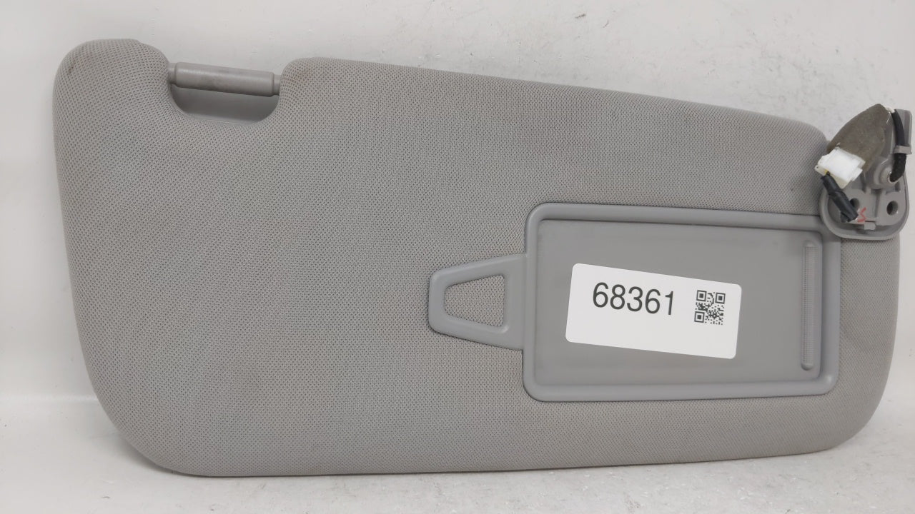 2010 Hyundai Genesis Sun Visor Shade Replacement Passenger Right Mirror Fits OEM Used Auto Parts - Oemusedautoparts1.com