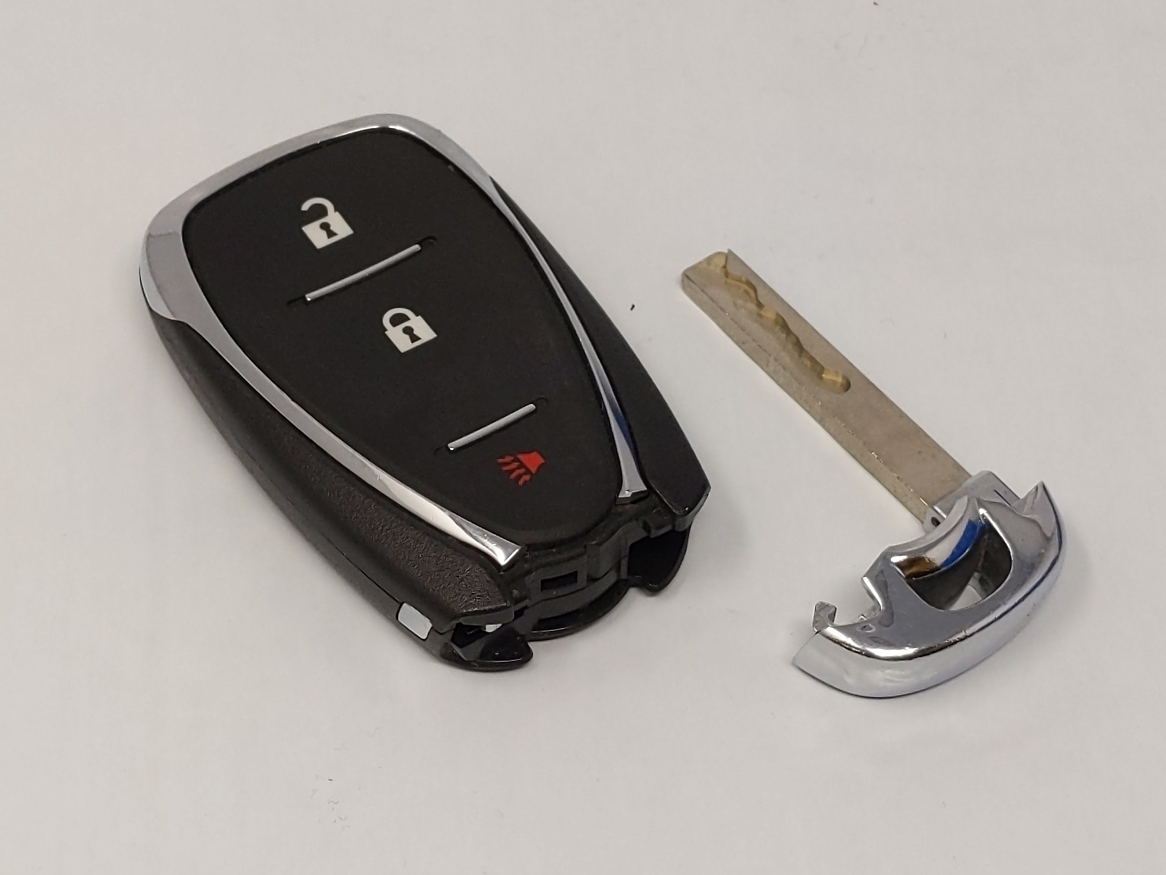 2018-2020 Chevrolet Traverse Keyless Entry Remote Hyq4ea 13529639 3 - Oemusedautoparts1.com