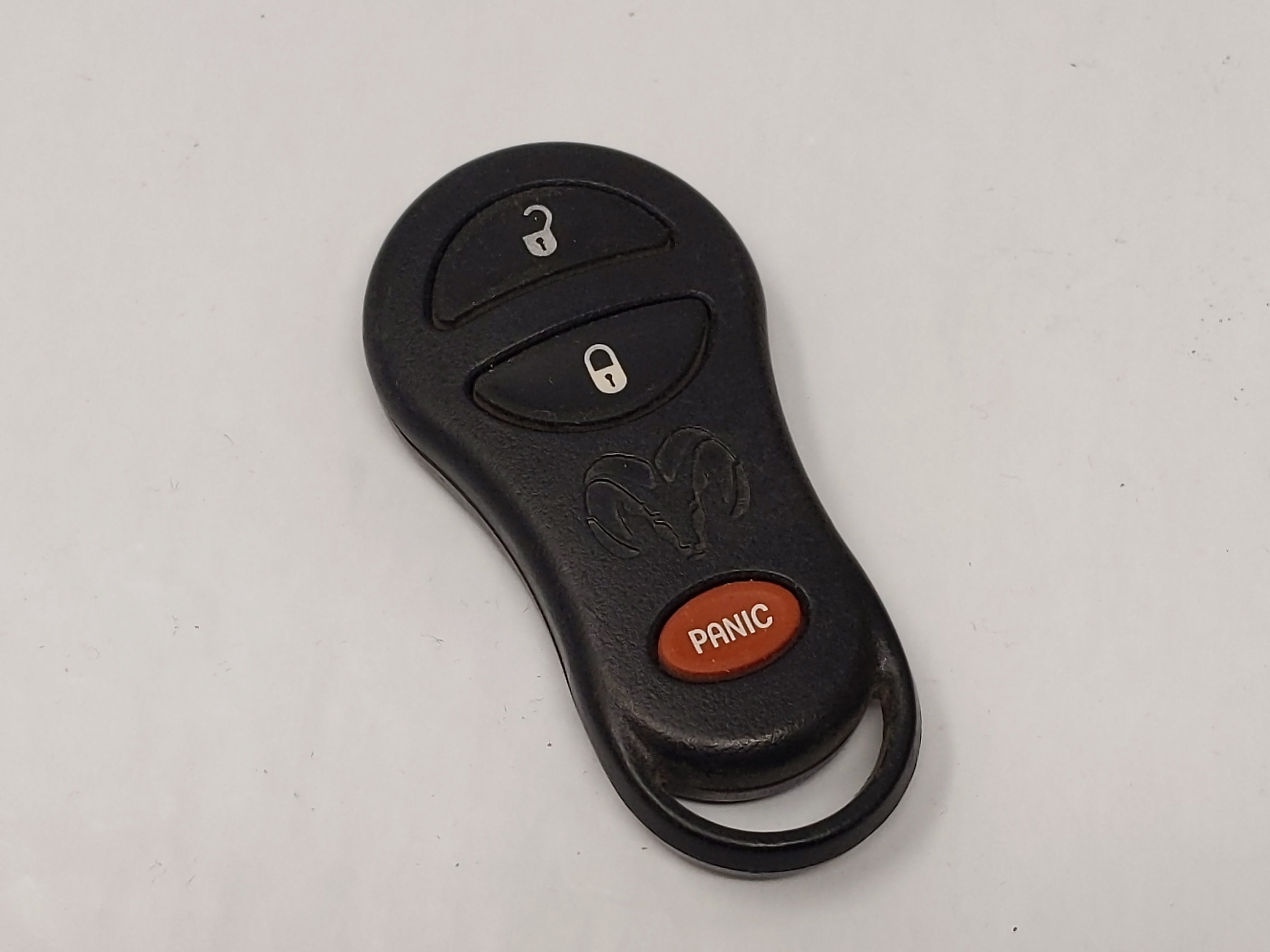 Dodge Grand Cherokee Keyless Entry Remote Fob GQ43VT9T 3 buttons - Oemusedautoparts1.com