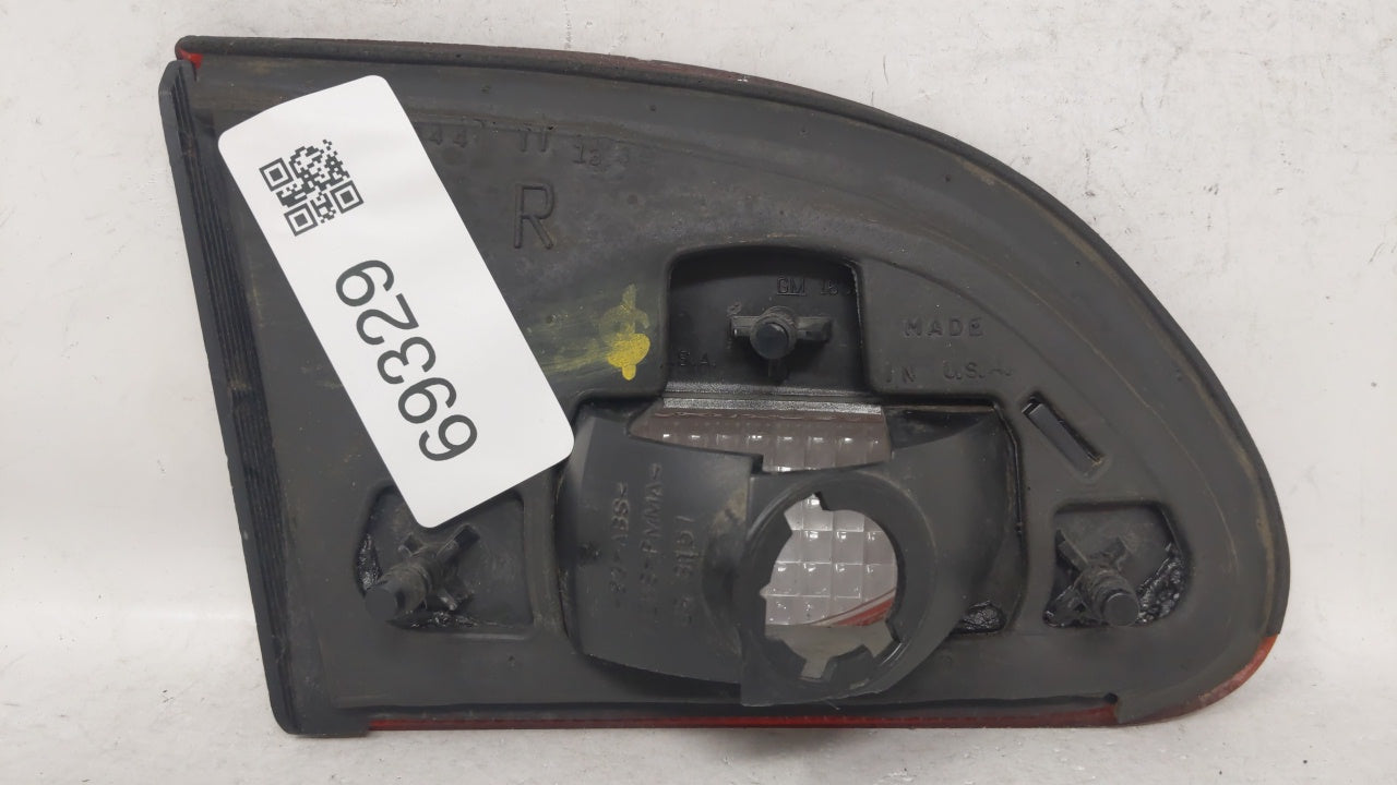2000-2002 Chevrolet Cavalier Tail Light Assembly Passenger Right OEM Fits 2000 2001 2002 OEM Used Auto Parts - Oemusedautoparts1.com