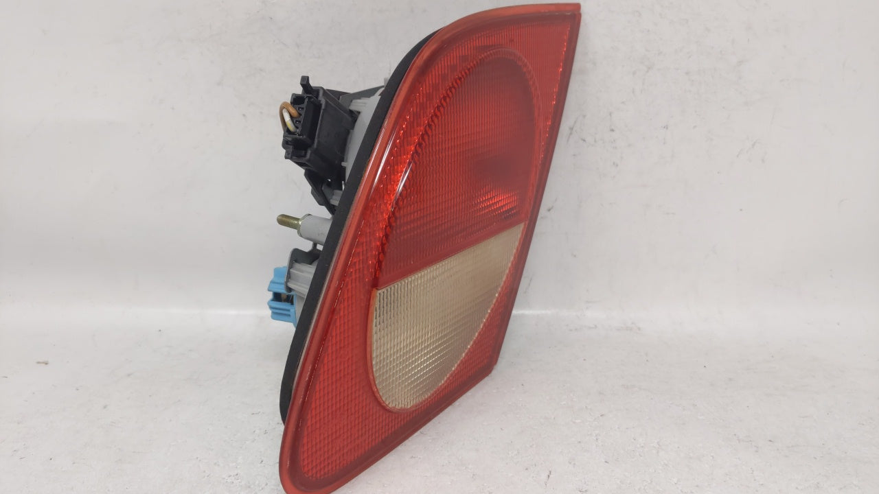 1996 Mercedes-Benz E300 Tail Light Assembly Passenger Right OEM Fits 1997 1998 1999 OEM Used Auto Parts - Oemusedautoparts1.com