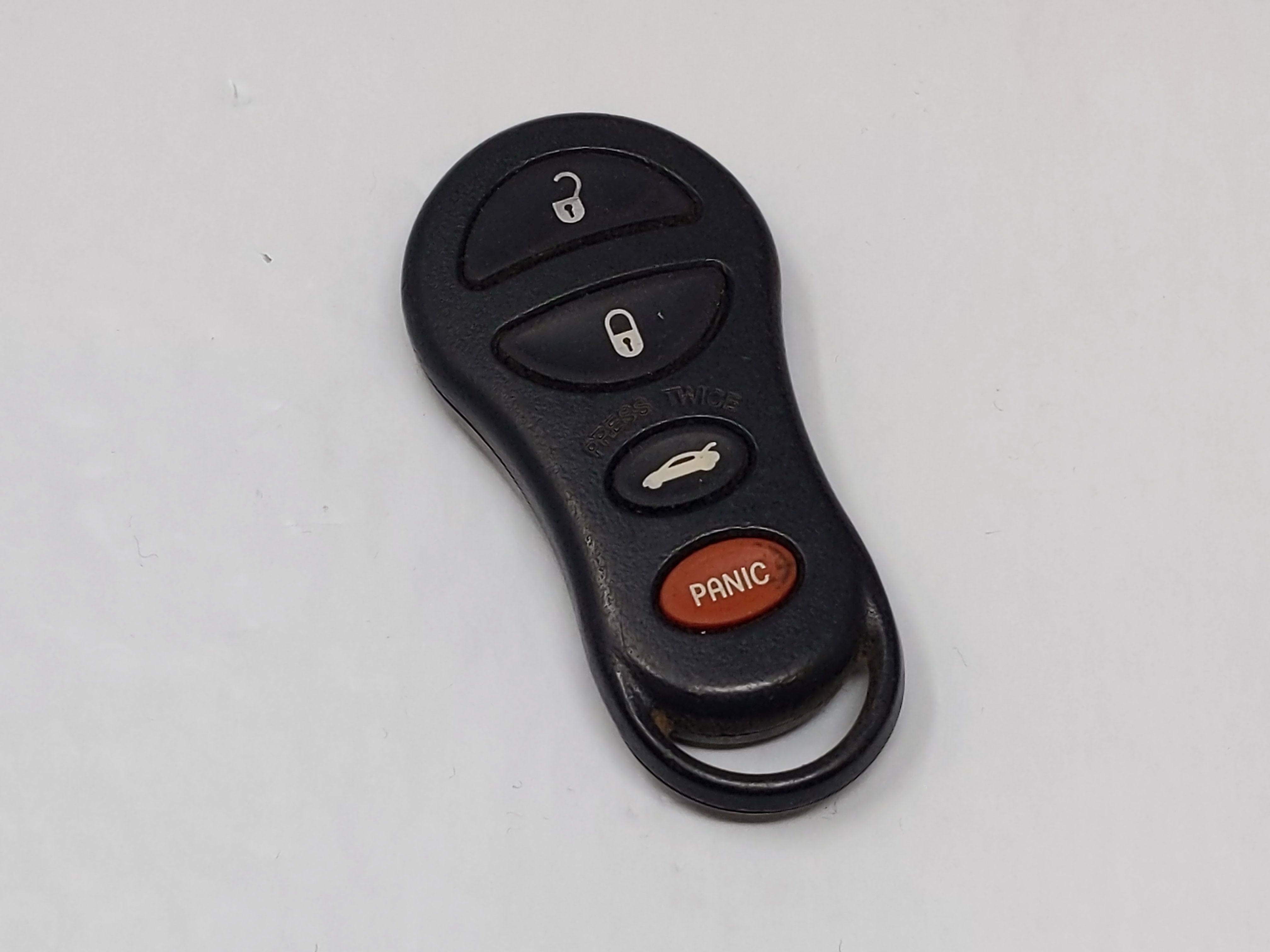 Chrysler Neon Keyless Entry Remote Fob Gq43vt9t 04759008af 4 Buttons - Oemusedautoparts1.com
