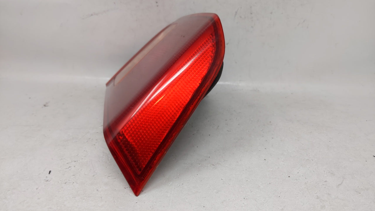 2001-2002 Honda Civic Tail Light Assembly Passenger Right OEM Fits 2001 2002 OEM Used Auto Parts - Oemusedautoparts1.com