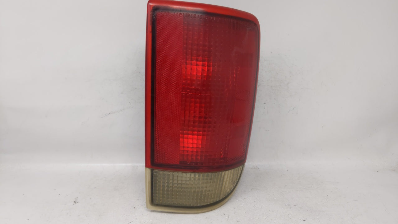 1995 Chevrolet S10 Tail Light Assembly Passenger Right OEM Fits 1996 1997 1998 1999 2000 2001 2002 2003 2004 2005 OEM Used Auto Parts - Oemusedautoparts1.com