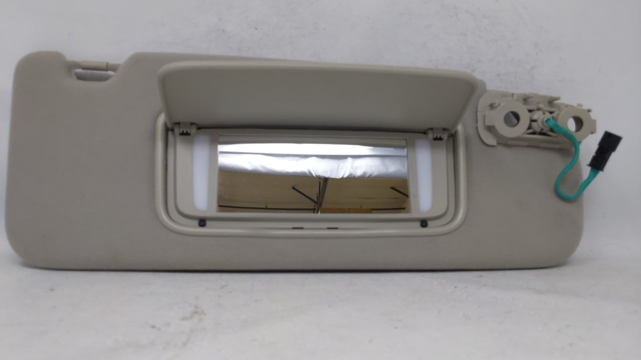 1999 Volvo S80 Sun Visor Shade Replacement Passenger Right Mirror Fits OEM Used Auto Parts - Oemusedautoparts1.com