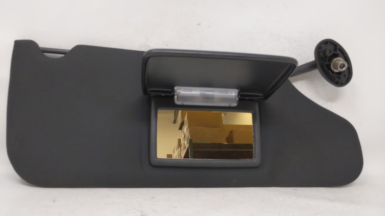 2011 Dodge Avenger Sun Visor Shade Replacement Passenger Right Mirror Fits OEM Used Auto Parts - Oemusedautoparts1.com