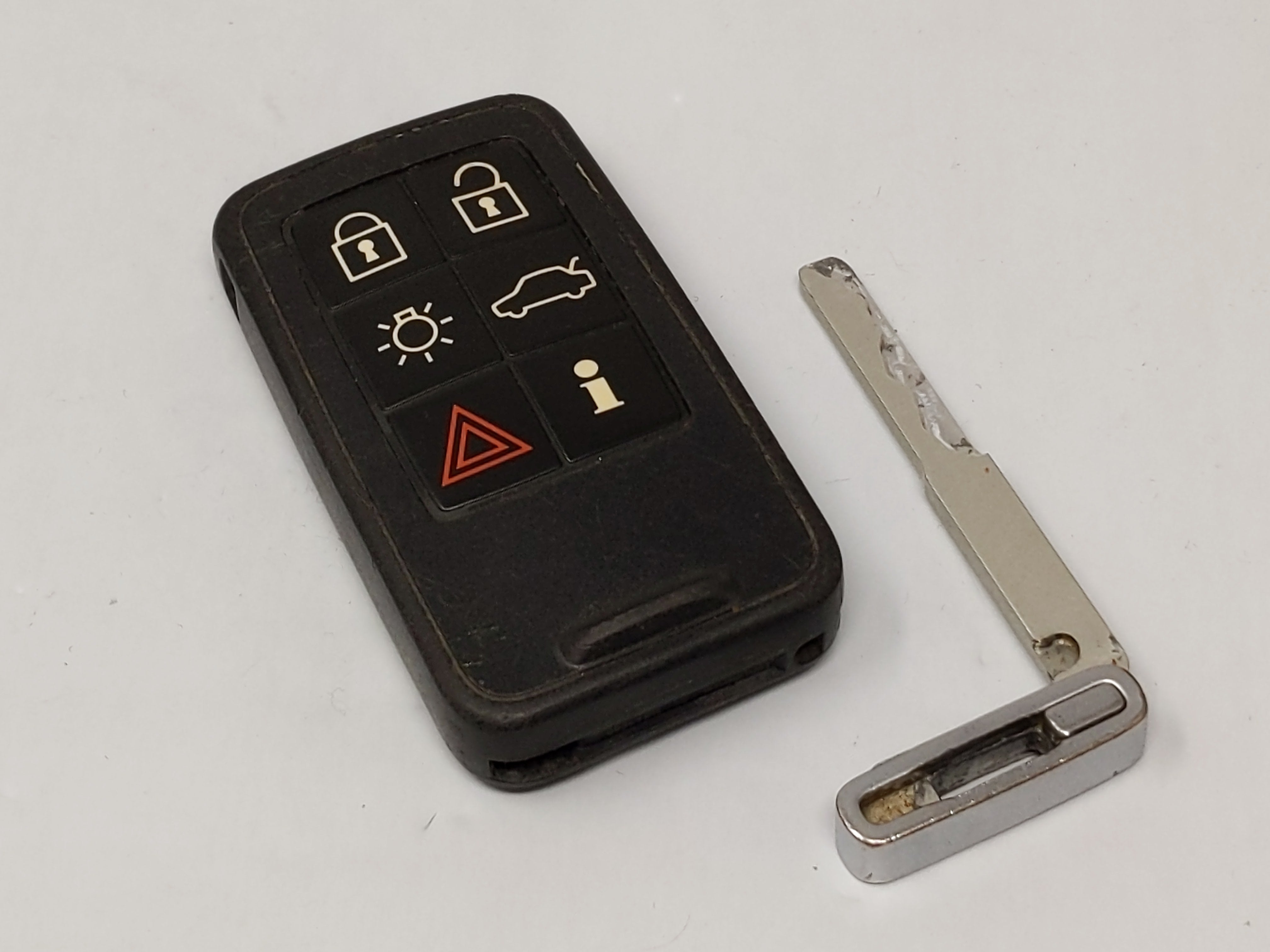 Volvo Keyless Entry Remote Kr55wk49266 5wk49266 30659495 6 Buttons - Oemusedautoparts1.com