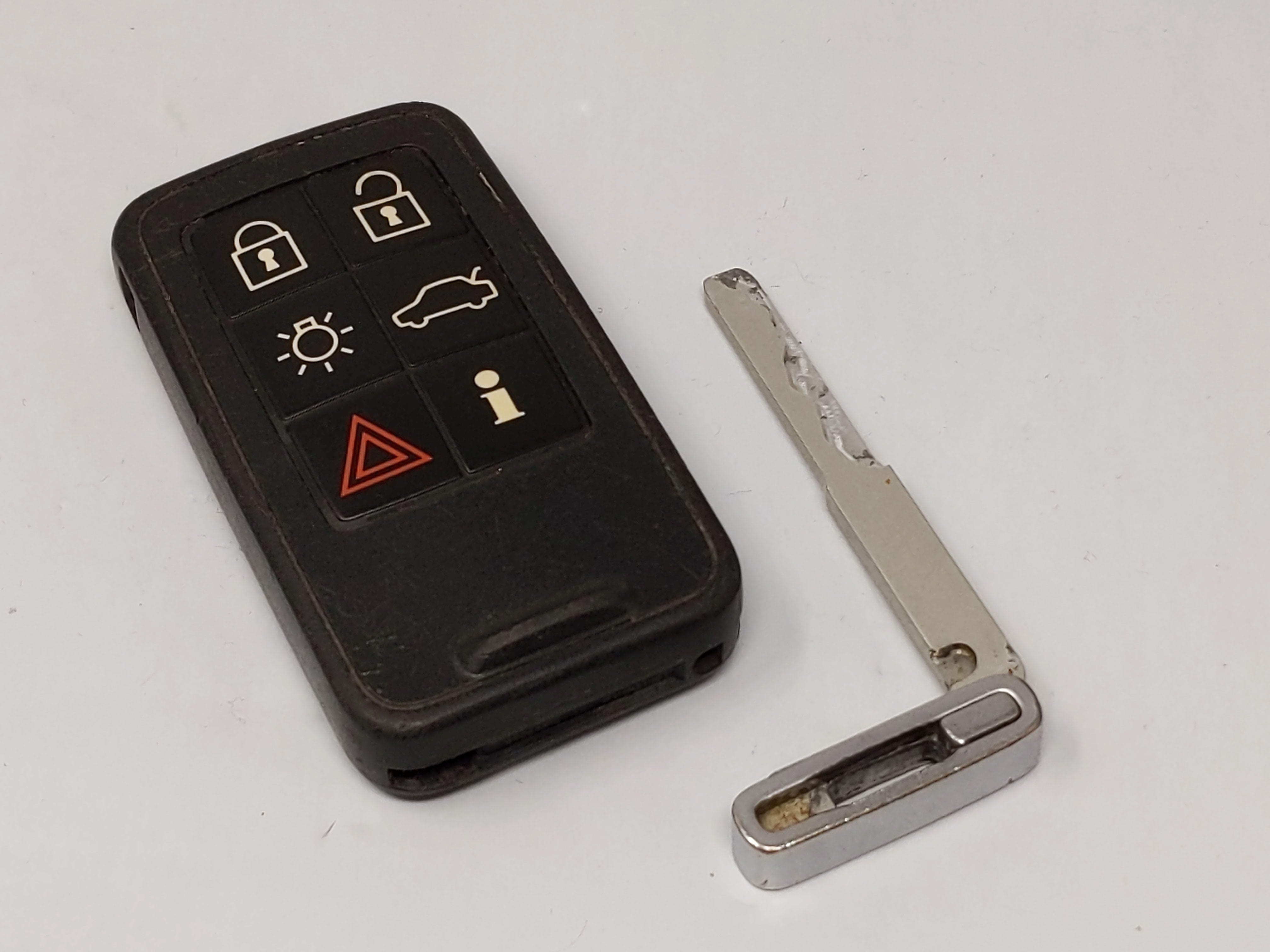 Volvo Keyless Entry Remote Kr55wk49266 5wk49266 30659495 6 Buttons - Oemusedautoparts1.com