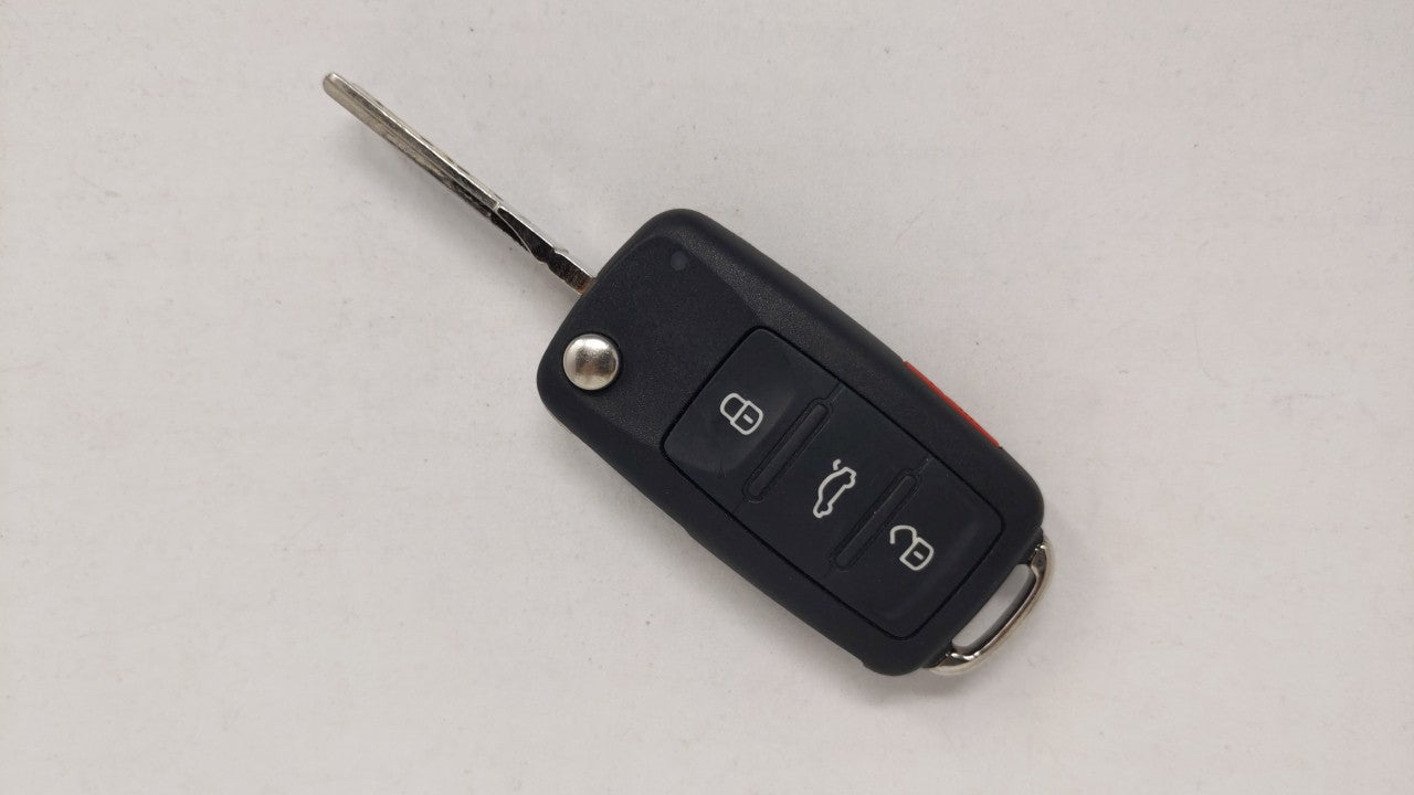 Volkswagen Keyless Entry Remote Fob Nbg010180t 5k0 837 202 Ae 4 Buttons - Oemusedautoparts1.com