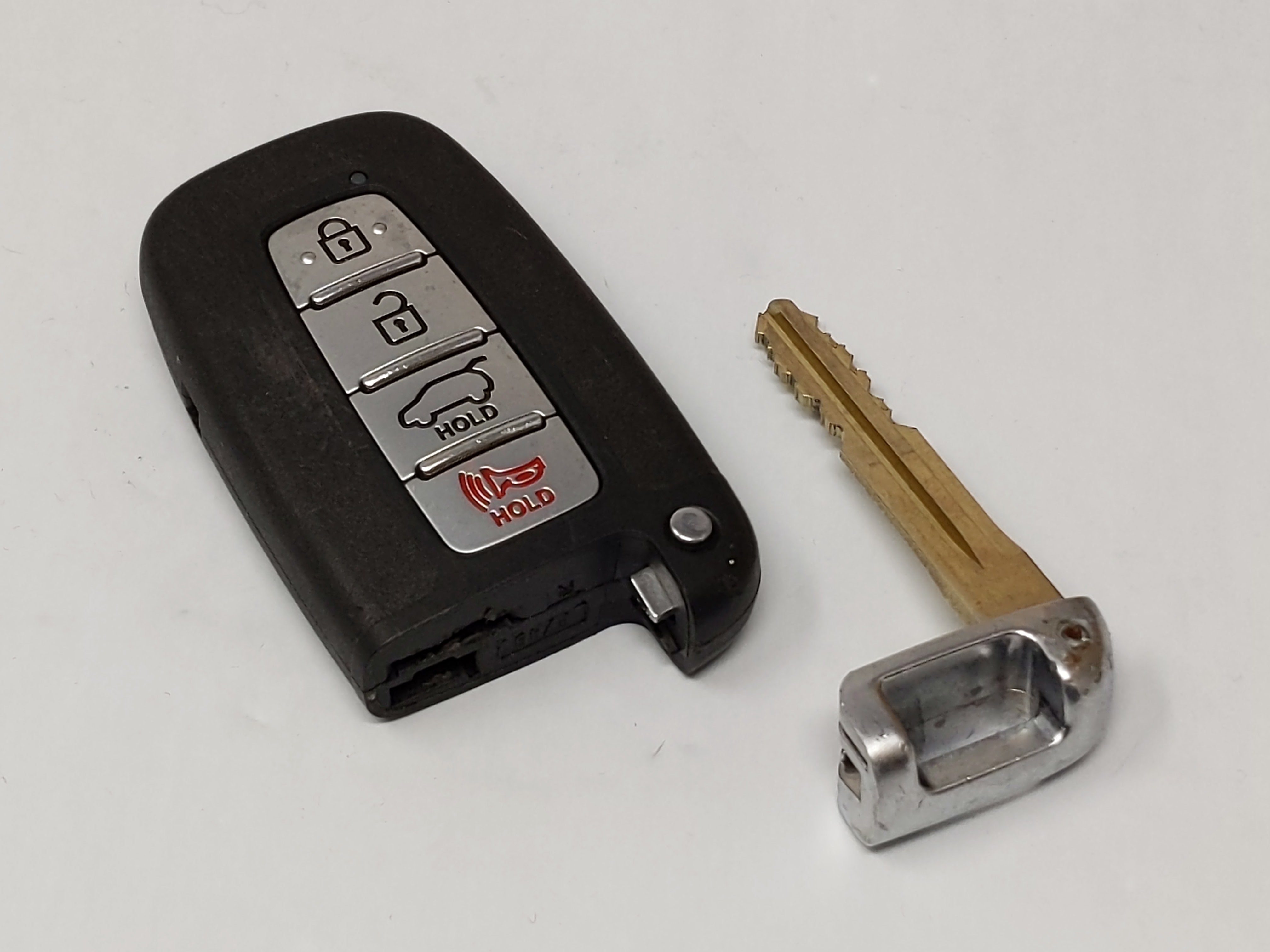 Hyundai Elantra Gt Veloster Keyless Entry Remote Sy5hmfna04 4 Buttons - Oemusedautoparts1.com