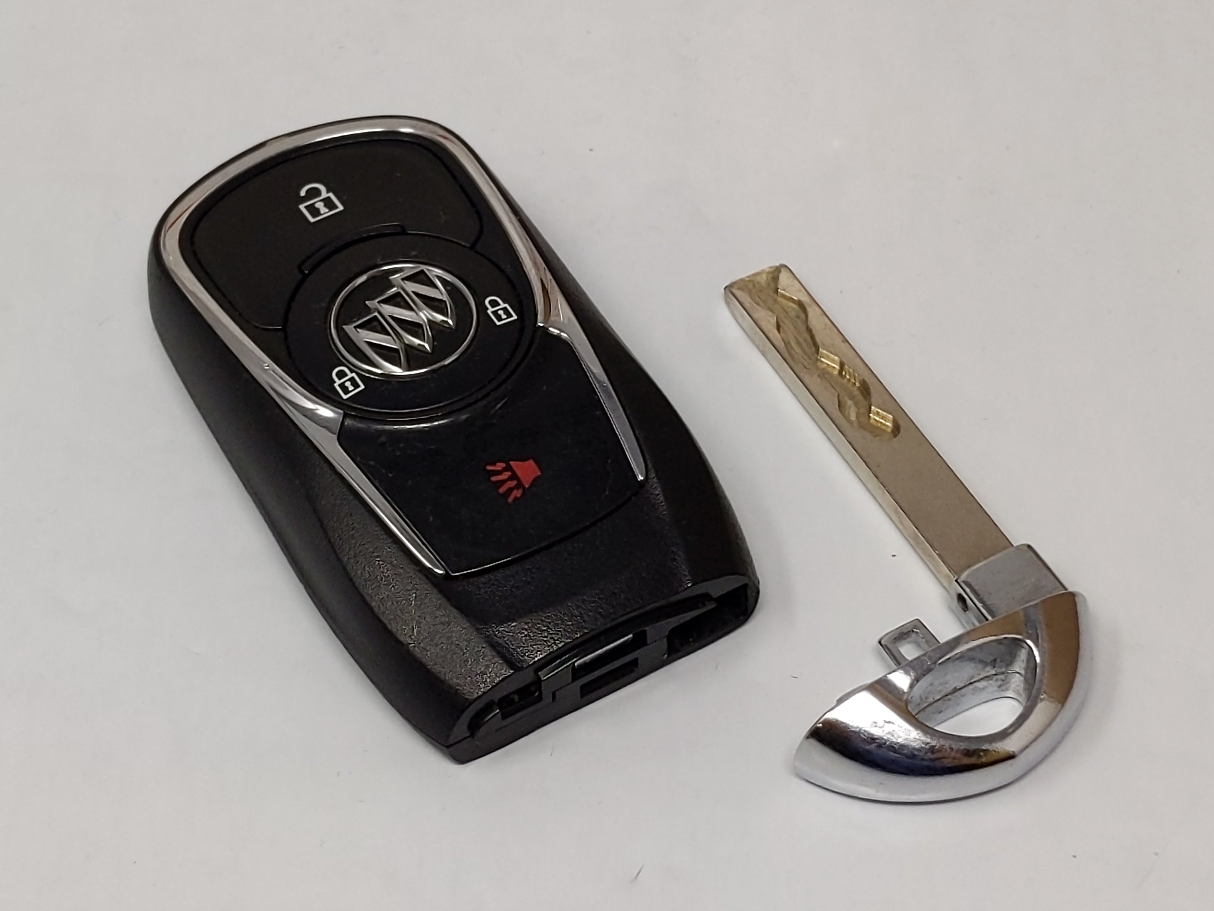 Buick Encore Keyless Entry Remote Fob HYQ4AA 13508417 | 13532390  3 buttons - Oemusedautoparts1.com