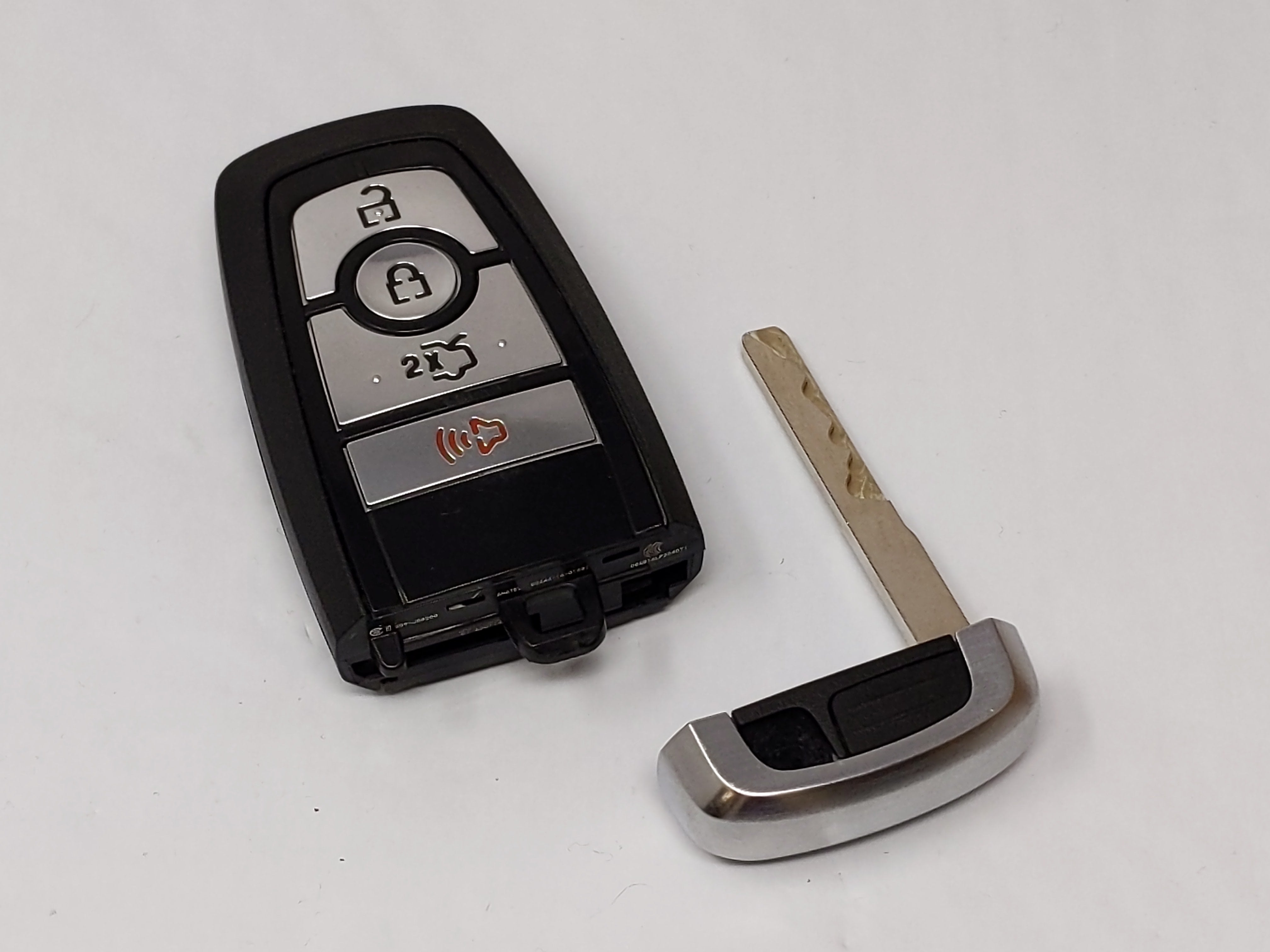 Ford Mustang Keyless Entry Remote M3n-A2c931423 Jr3t-15k601-Ac 4 Buttons - Oemusedautoparts1.com