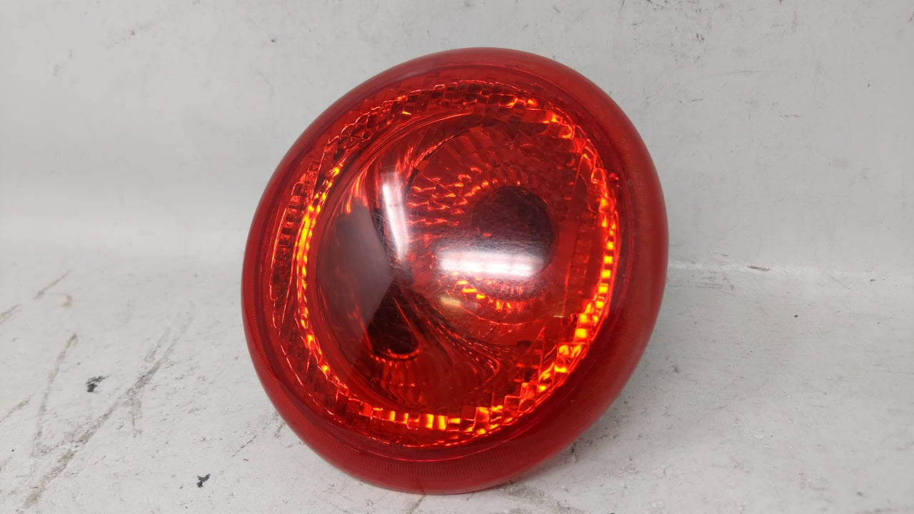 2006-2011 Chevrolet Hhr Tail Light Assembly Driver Left OEM P/N:20778530 Fits 2006 2007 2008 2009 2010 2011 OEM Used Auto Parts - Oemusedautoparts1.com