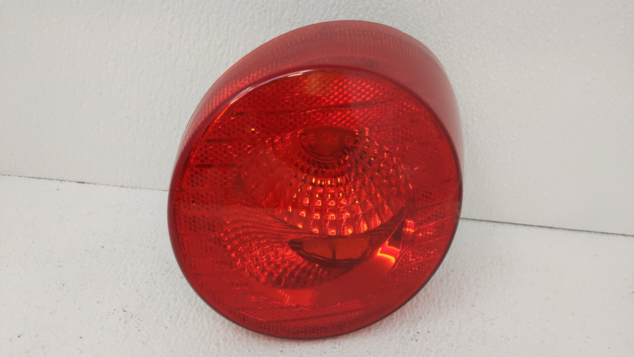 2005-2010 Chevrolet Cobalt Tail Light Assembly Passenger Right OEM P/N:15797856 Fits 2005 2006 2007 2008 2009 2010 OEM Used Auto Parts - Oemusedautoparts1.com