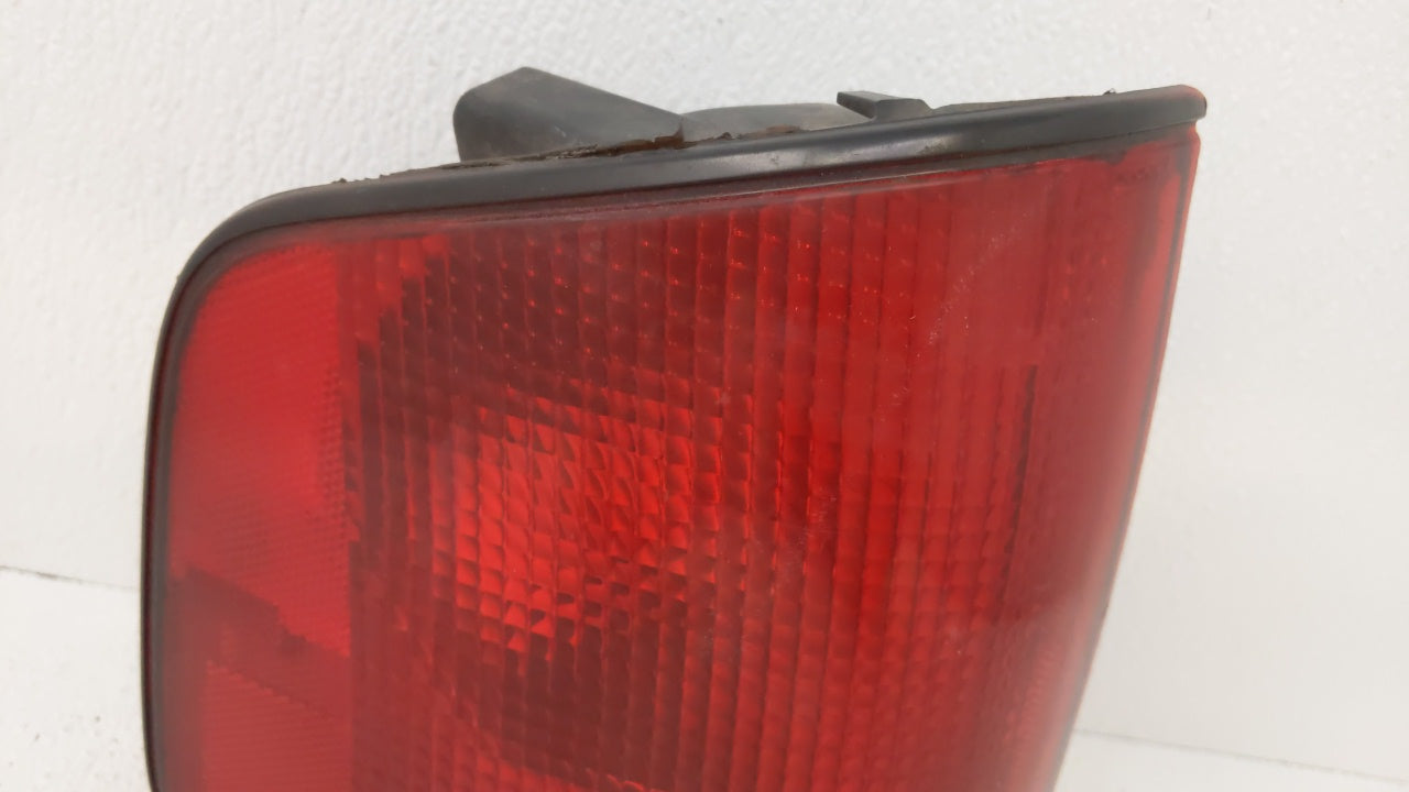 Chevrolet S10 Driver Left Side Tail Light Taillight Oem 71680 - Oemusedautoparts1.com