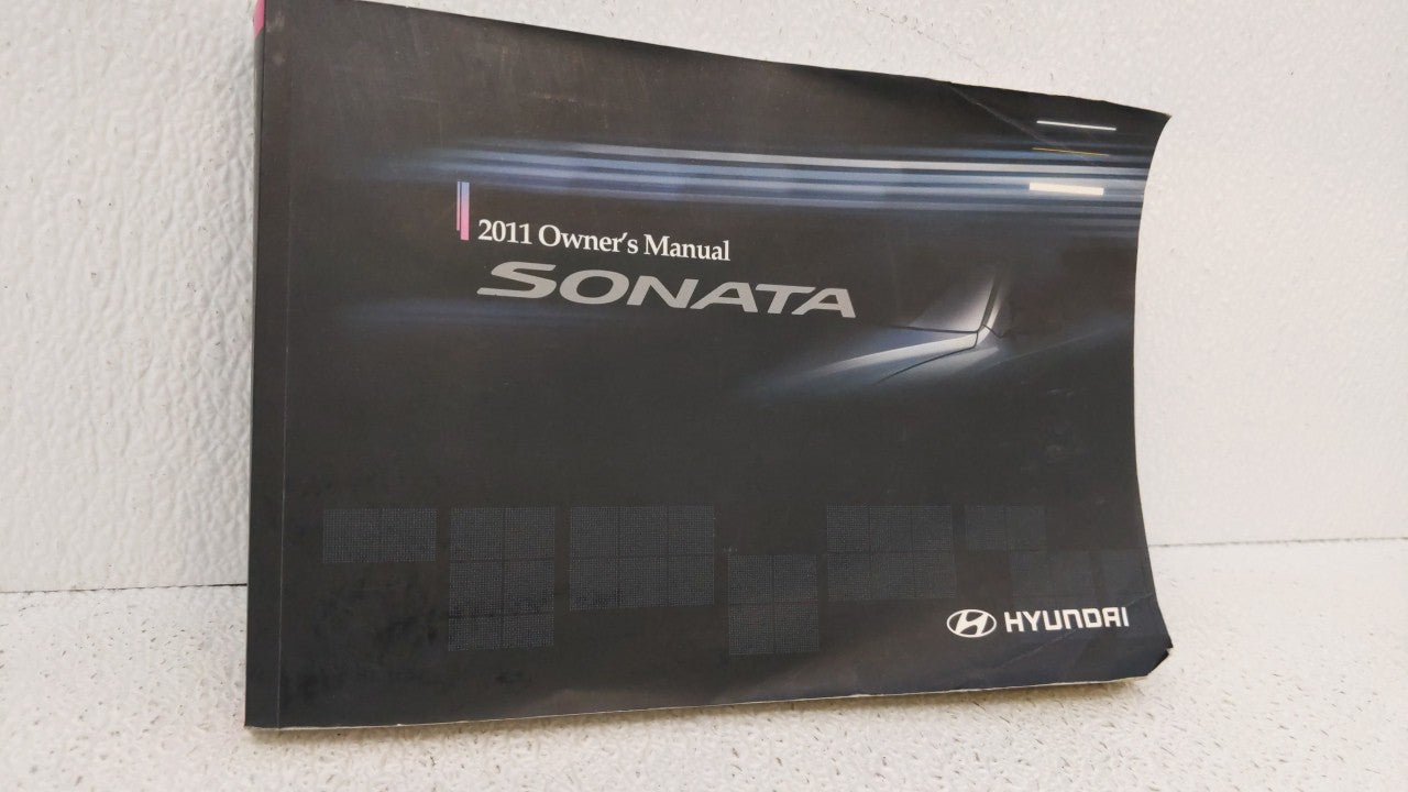 2011 Hyundai Sonata Owners Manual Book Guide OEM Used Auto Parts - Oemusedautoparts1.com