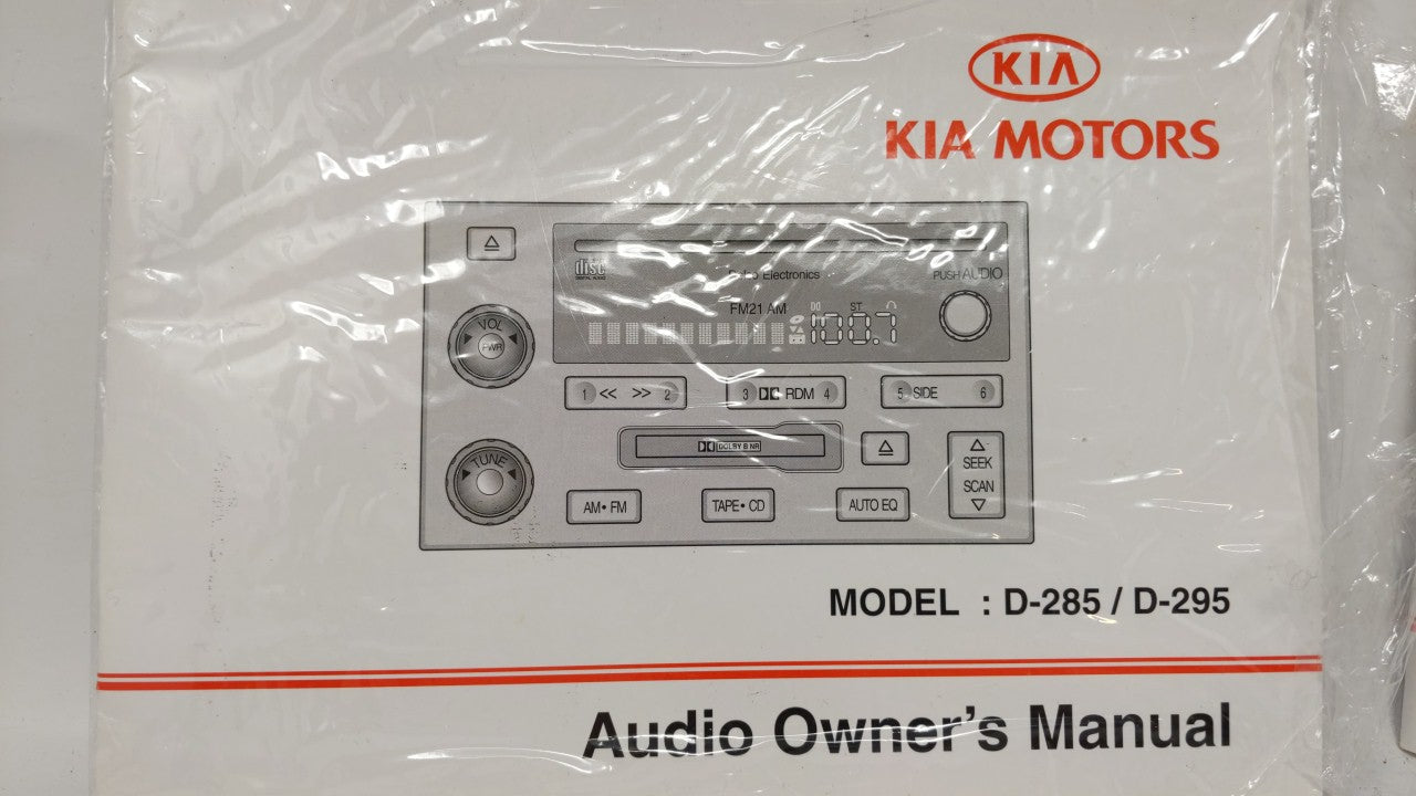 2005 Kia Sorento Owners Manual Book Guide OEM Used Auto Parts - Oemusedautoparts1.com