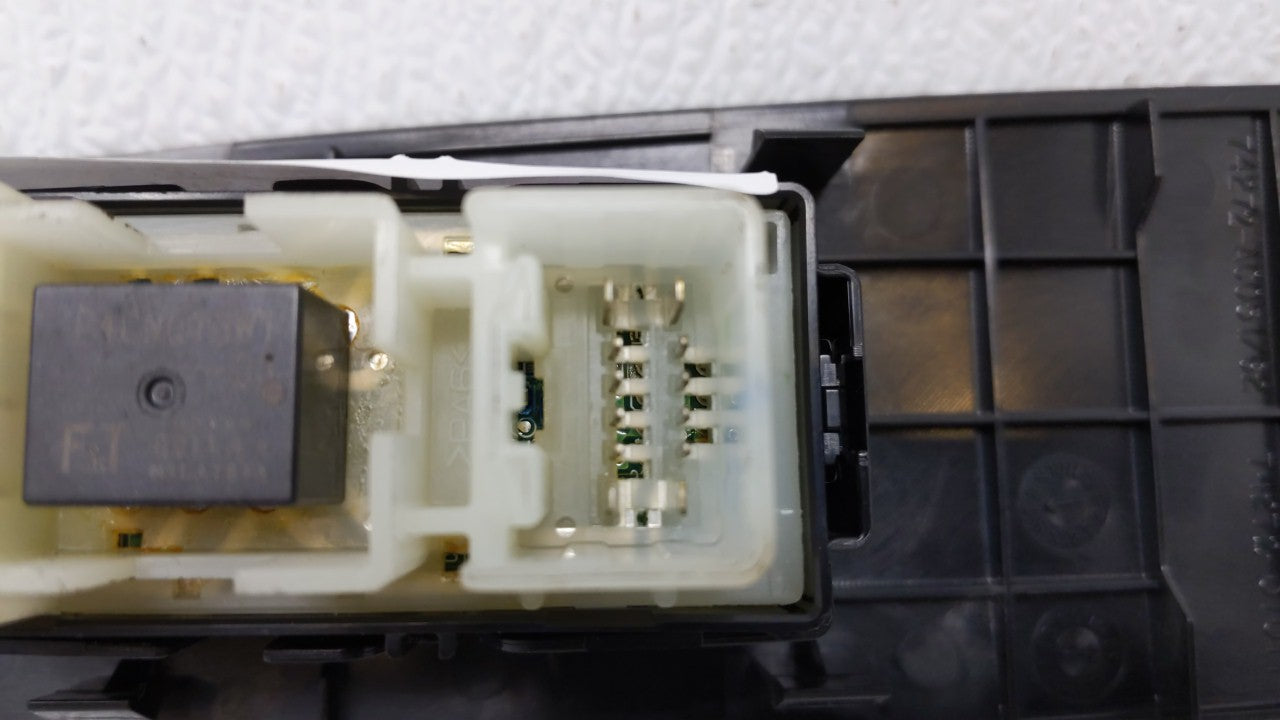 2005 Toyota Avalon Driver Left Rear Power Window Switch - Oemusedautoparts1.com