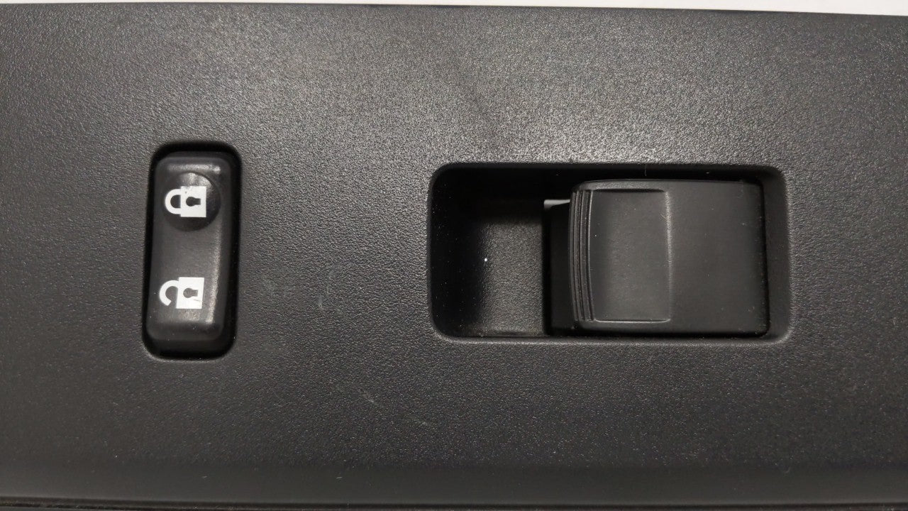 2015 Toyota Prius Passeneger Right Power Window Switch 74231-52810 - Oemusedautoparts1.com
