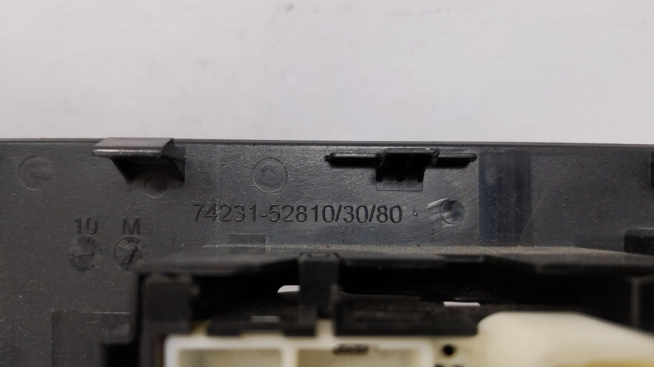 2015 Toyota Prius Passeneger Right Power Window Switch 74231-52810 - Oemusedautoparts1.com