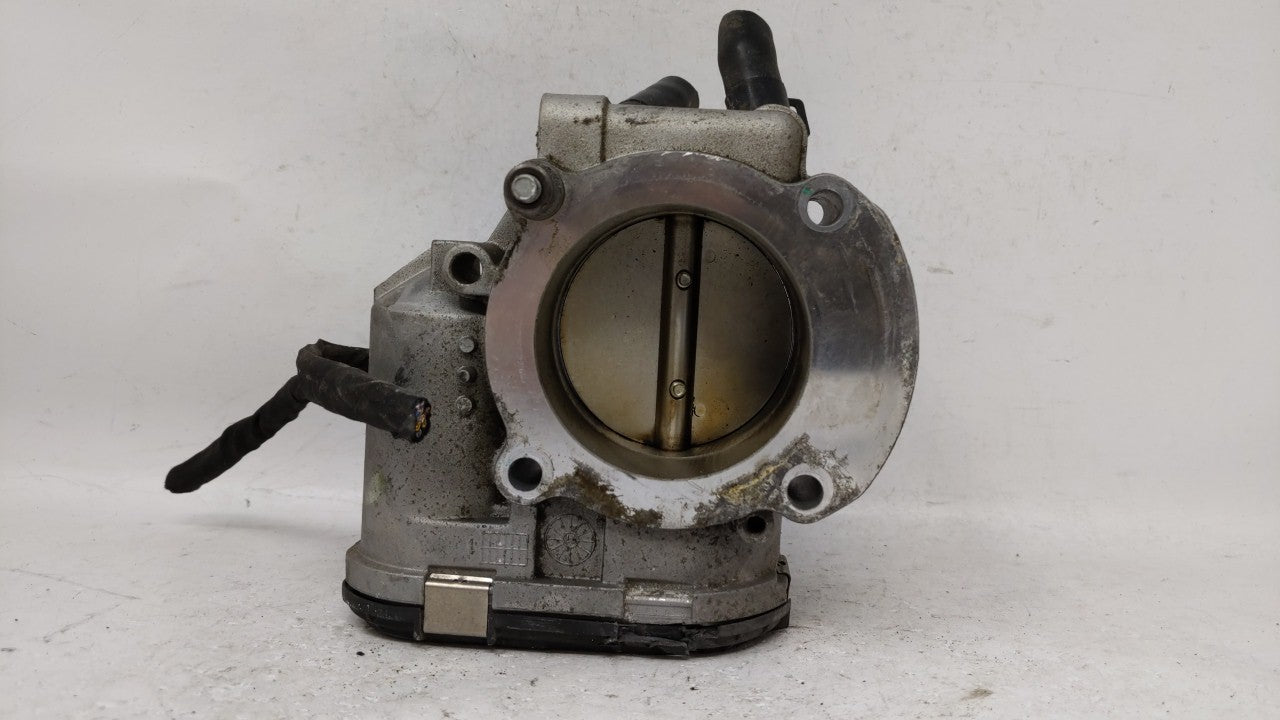 2011-2015 Kia Optima Throttle Body P/N:35100-2G710 Fits 2011 2012 2013 2014 2015 2016 OEM Used Auto Parts - Oemusedautoparts1.com