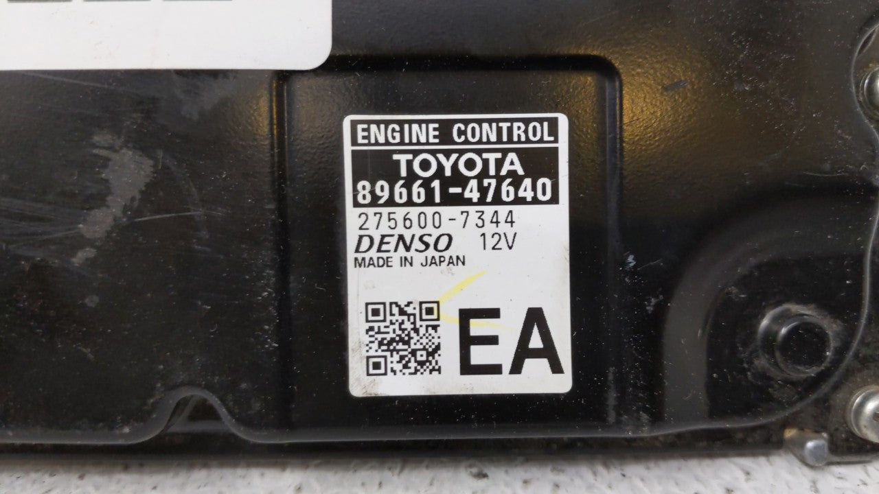 2016 Toyota Prius PCM Engine Computer ECU ECM PCU OEM P/N:89661-47640 Fits OEM Used Auto Parts - Oemusedautoparts1.com