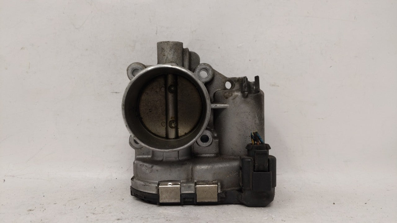 2013-2014 Ford Fusion Throttle Body P/N:7S7G-9F991-CA Fits 2013 2014 2015 2016 2017 2018 2019 OEM Used Auto Parts - Oemusedautoparts1.com