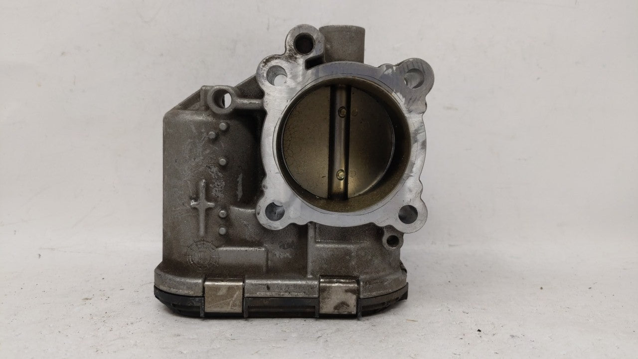 2013-2014 Ford Fusion Throttle Body P/N:7S7G-9F991-CA Fits 2013 2014 2015 2016 2017 2018 2019 OEM Used Auto Parts - Oemusedautoparts1.com