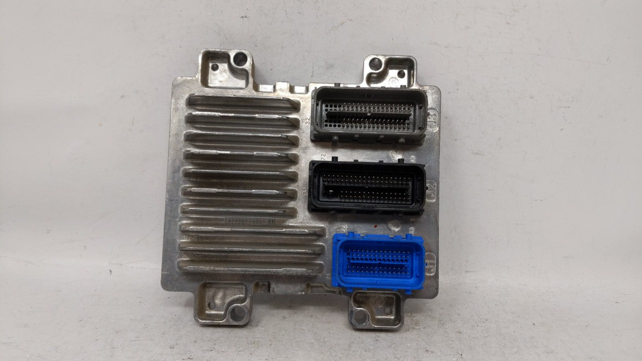 2017-2018 Chevrolet Sonic PCM Engine Computer ECU ECM PCU OEM P/N:12679097 12670309 Fits 2017 2018 2019 OEM Used Auto Parts - Oemusedautoparts1.com