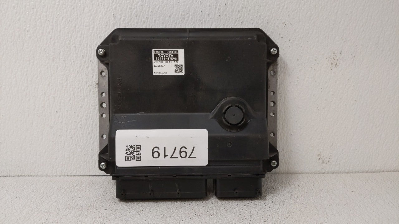 2014 Toyota Prius PCM Engine Computer ECU ECM PCU OEM P/N:89661-47590 Fits OEM Used Auto Parts - Oemusedautoparts1.com